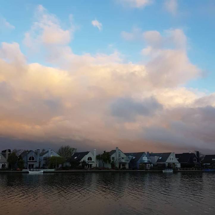 53706674_382104432583647_8566319753705029632_n