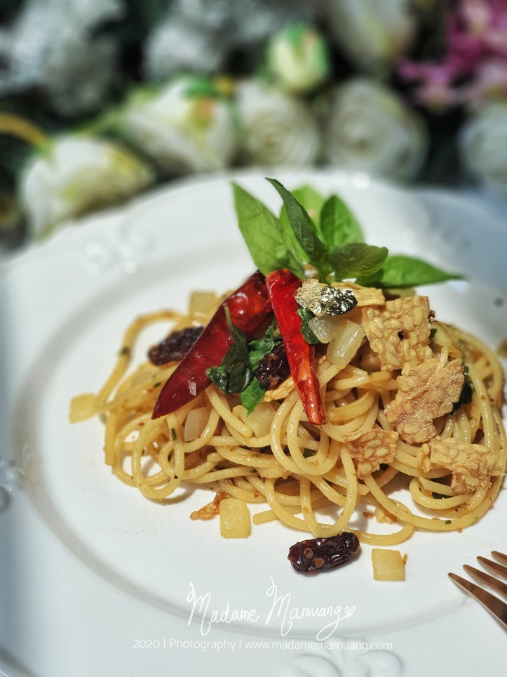 LogoLicious_20200506_222050-01